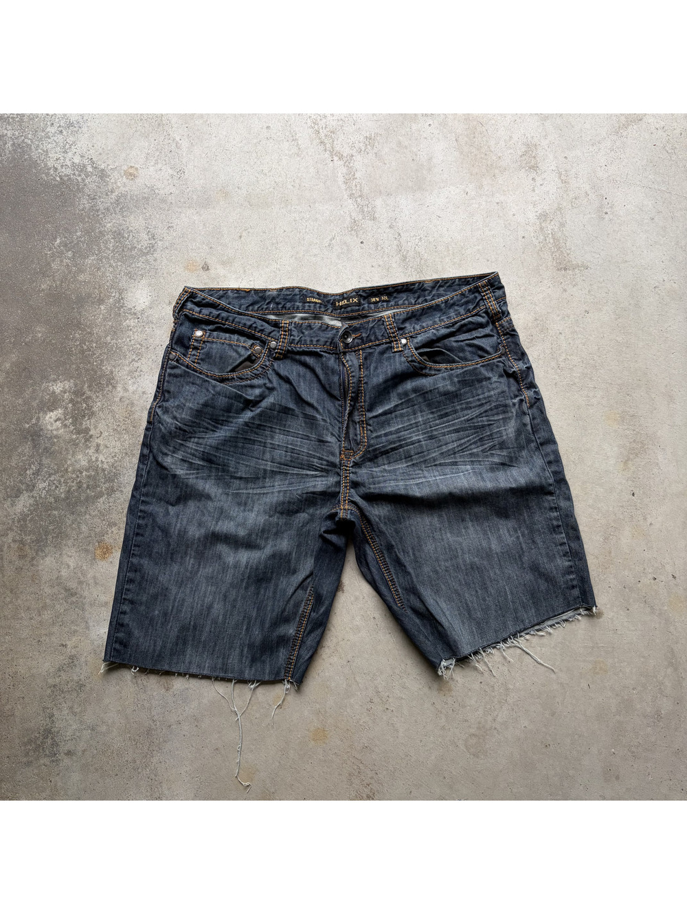 Helix Men's Straight Fit Denim Shorts Size 38W Cut Jorts